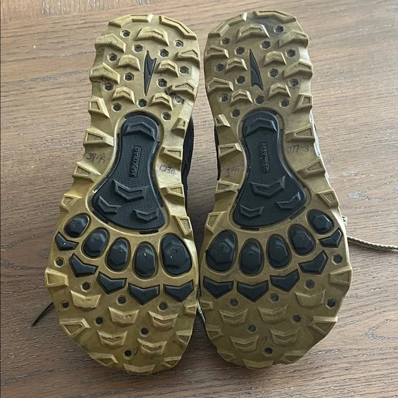 Altra Lone Peak 4.5 Grey Trail Running Shoes Men’s Size 9 - Picture 7 of 10